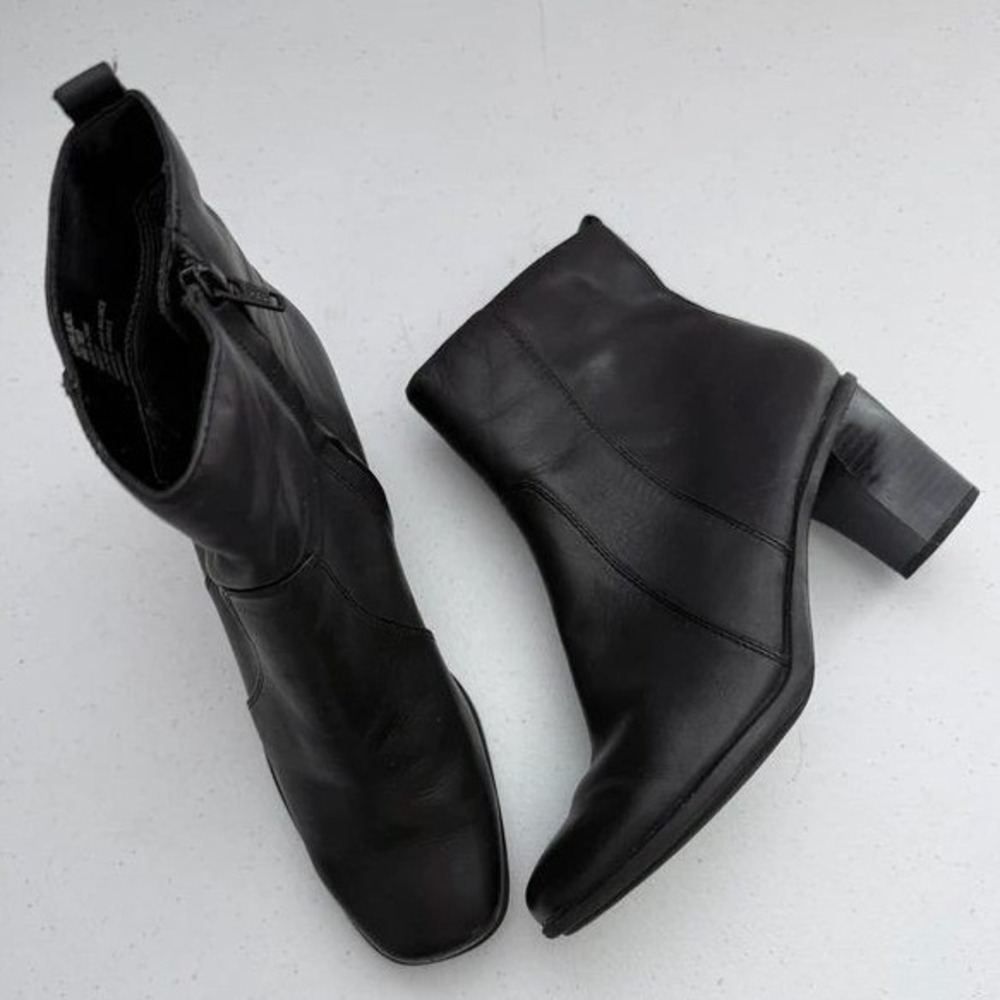 Croft & Barrow Alayna Boot Women 7 Black Excellent Leather Square Toe Block Heel